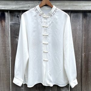 Vintage off white womens blouse — M